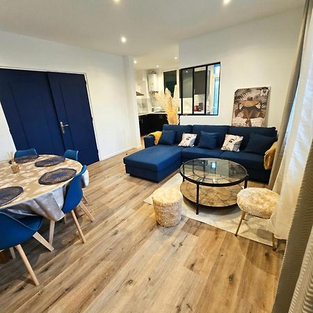 Maison Spacieuse Privatisee Ou A La Chambre - Places De Parking Saint-Michel  エクステリア 写真